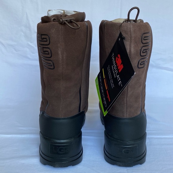 NIB!🍁UGG® Women’s Klamath Classic Waterproof
Boot, Size 8M - Picture 10 of 16